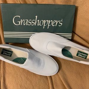 Slip on tennis shoes